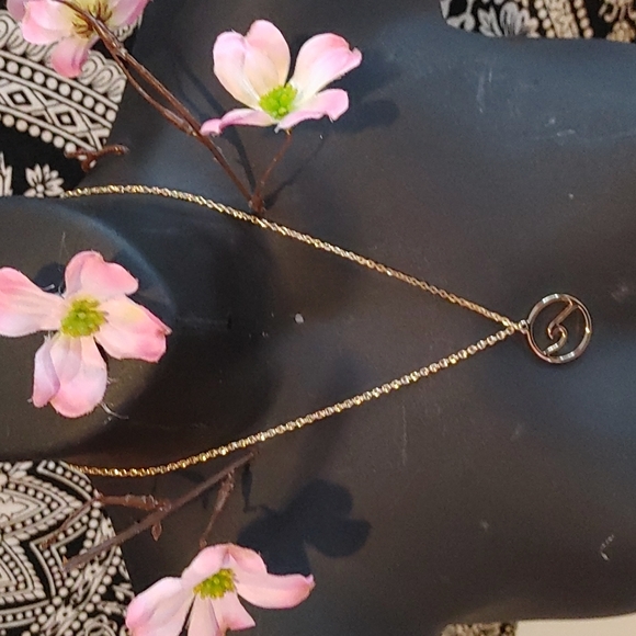 Wave Necklace - Picture 2 of 4